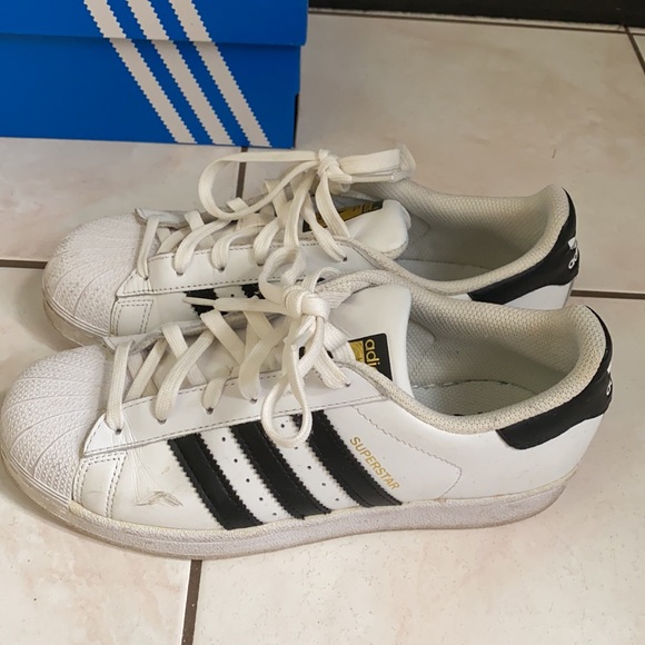 Adidas Original Superstar - Picture 2 of 5